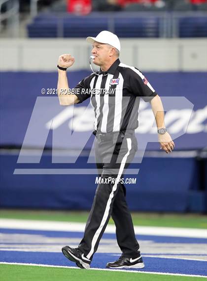 Thumbnail 2 in Aledo vs. Crosby (UIL 5A Division 2 Final) photogallery.