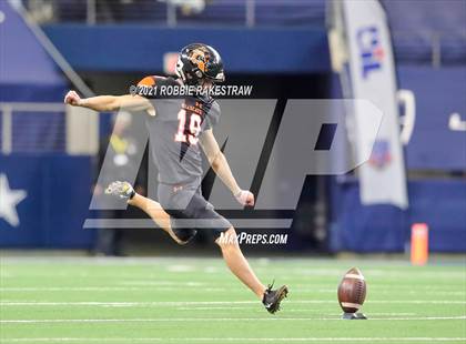 Thumbnail 2 in Aledo vs. Crosby (UIL 5A Division 2 Final) photogallery.