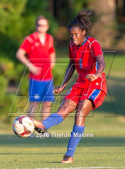 Thumbnail 1 in Bartlett vs Hutchison photogallery.