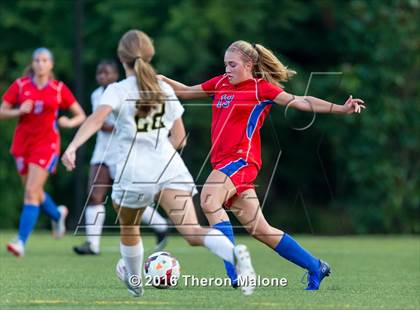 Thumbnail 2 in Bartlett vs Hutchison photogallery.