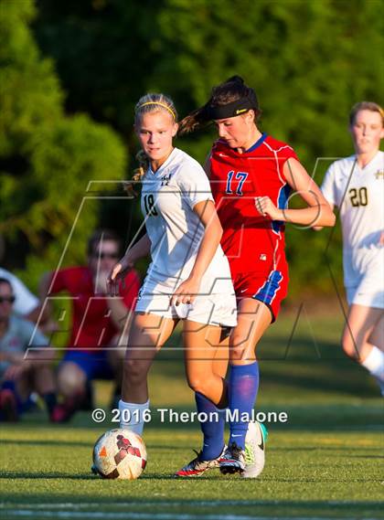 Thumbnail 1 in Bartlett vs Hutchison photogallery.