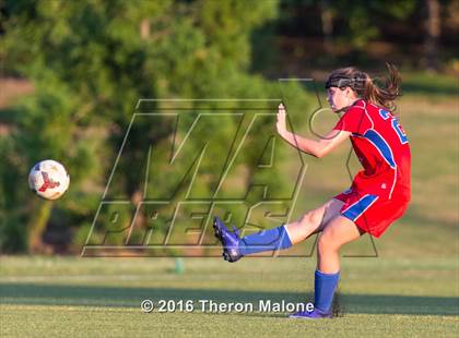 Thumbnail 3 in Bartlett vs Hutchison photogallery.