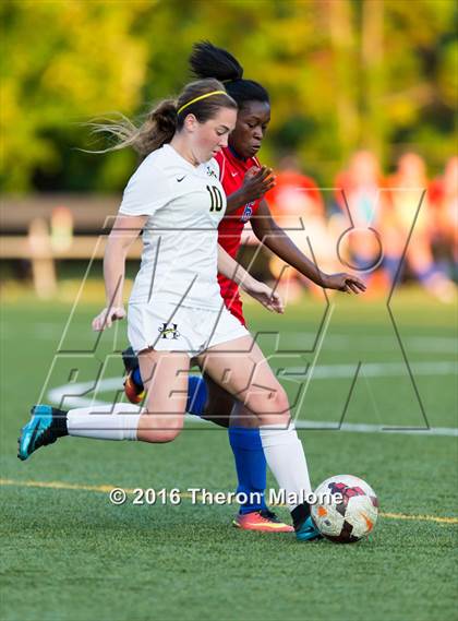 Thumbnail 1 in Bartlett vs Hutchison photogallery.