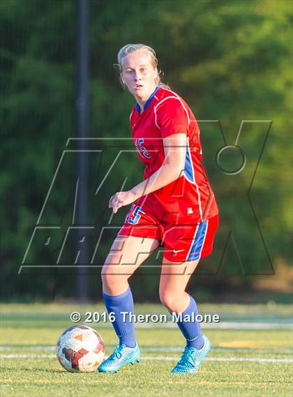Thumbnail 2 in Bartlett vs Hutchison photogallery.