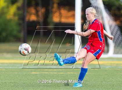 Thumbnail 3 in Bartlett vs Hutchison photogallery.