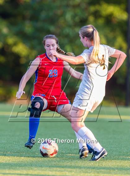 Thumbnail 3 in Bartlett vs Hutchison photogallery.