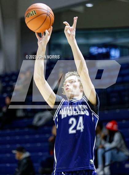 Thumbnail 2 in Michigan City vs. Fort Wayne North Side (PSM Holiday Shootout) photogallery.