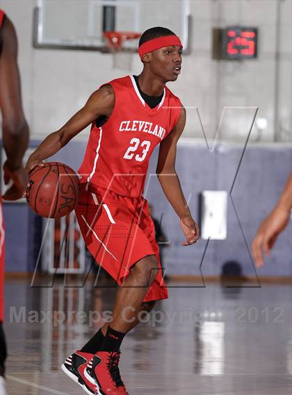 Thumbnail 3 in Cleveland vs. West Ranch (St. Hope Elite Hoops Classic) photogallery.