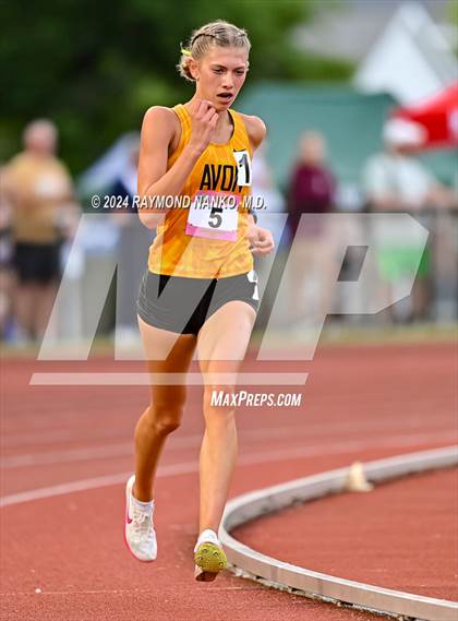 Thumbnail 1 in IHSAA Finals (3200 Meter)  photogallery.