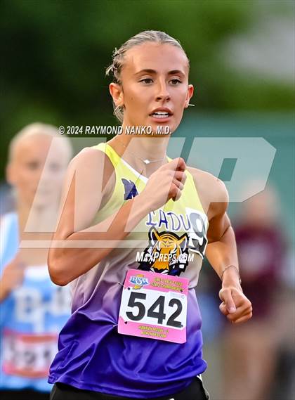 Thumbnail 3 in IHSAA Finals (3200 Meter)  photogallery.