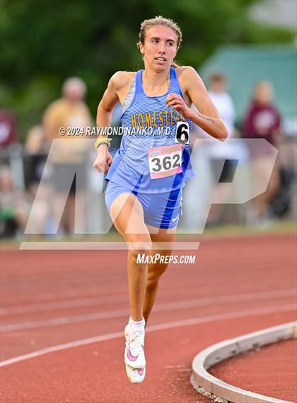 Thumbnail 2 in IHSAA Finals (3200 Meter)  photogallery.