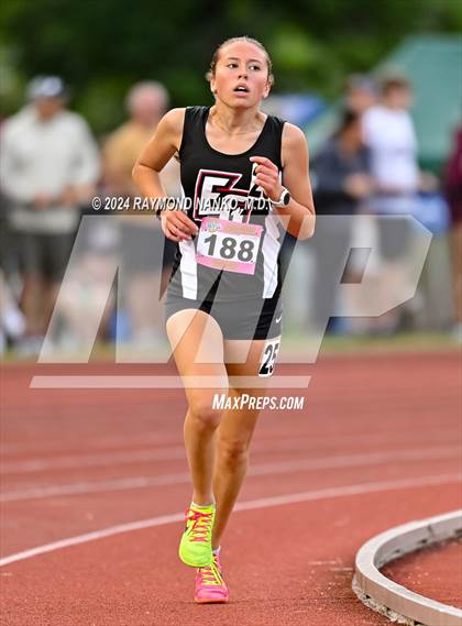 Thumbnail 1 in IHSAA Finals (3200 Meter)  photogallery.