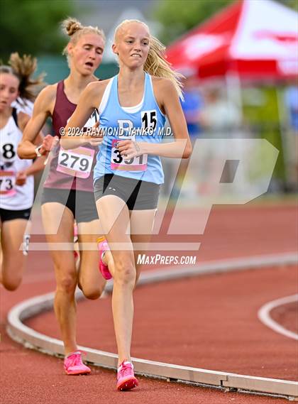 Thumbnail 2 in IHSAA Finals (3200 Meter)  photogallery.