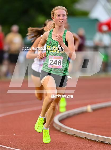 Thumbnail 2 in IHSAA Finals (3200 Meter)  photogallery.