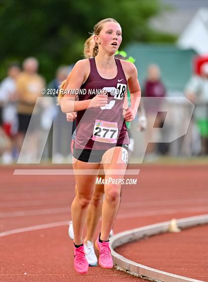 Thumbnail 2 in IHSAA Finals (3200 Meter)  photogallery.