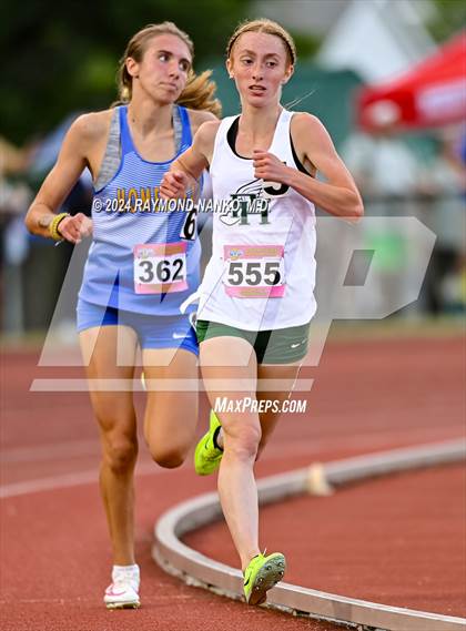 Thumbnail 2 in IHSAA Finals (3200 Meter)  photogallery.