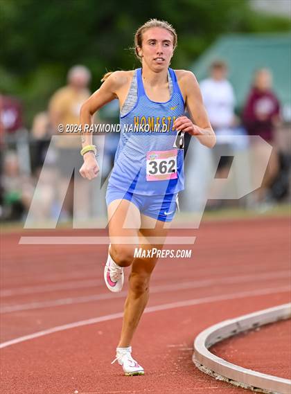 Thumbnail 1 in IHSAA Finals (3200 Meter)  photogallery.