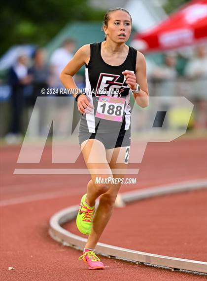 Thumbnail 3 in IHSAA Finals (3200 Meter)  photogallery.