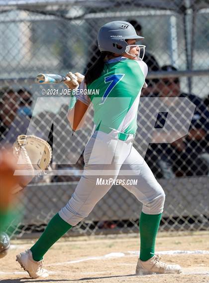 Thumbnail 3 in Highland @ Gardena (CIF Southern Regional D4 Semifinal) photogallery.