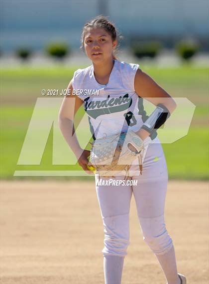 Thumbnail 3 in Highland @ Gardena (CIF Southern Regional D4 Semifinal) photogallery.