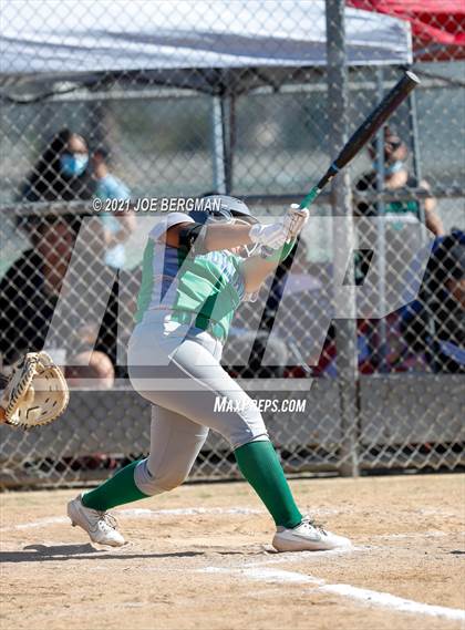 Thumbnail 2 in Highland @ Gardena (CIF Southern Regional D4 Semifinal) photogallery.