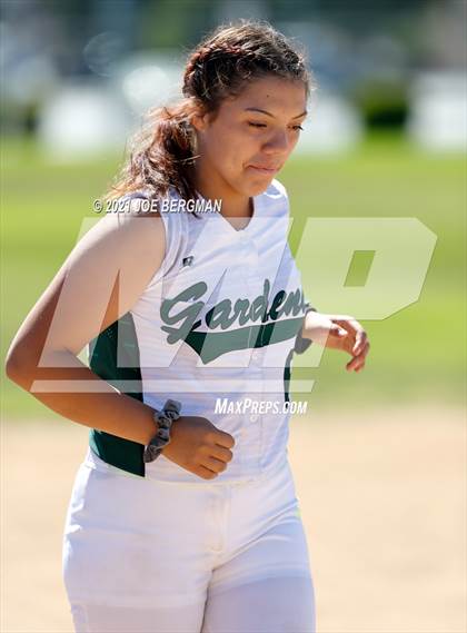 Thumbnail 1 in Highland @ Gardena (CIF Southern Regional D4 Semifinal) photogallery.