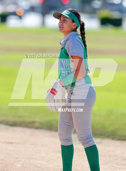 Thumbnail 1 in Highland @ Gardena (CIF Southern Regional D4 Semifinal) photogallery.