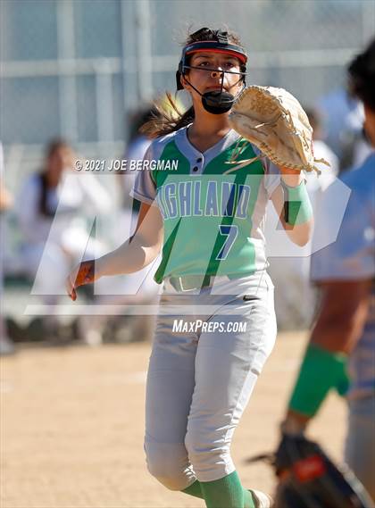Thumbnail 1 in Highland @ Gardena (CIF Southern Regional D4 Semifinal) photogallery.
