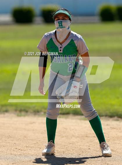 Thumbnail 3 in Highland @ Gardena (CIF Southern Regional D4 Semifinal) photogallery.