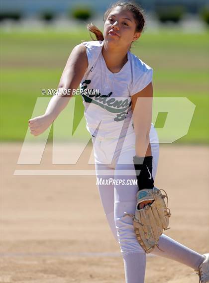 Thumbnail 2 in Highland @ Gardena (CIF Southern Regional D4 Semifinal) photogallery.