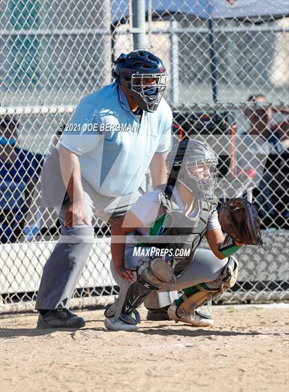 Thumbnail 3 in Highland @ Gardena (CIF Southern Regional D4 Semifinal) photogallery.