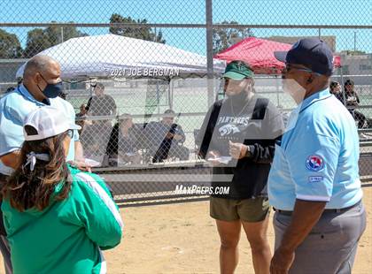 Thumbnail 2 in Highland @ Gardena (CIF Southern Regional D4 Semifinal) photogallery.
