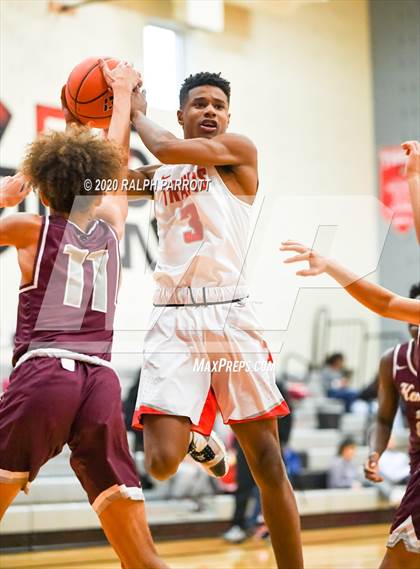 Thumbnail 2 in Fort Bend Travis vs. Fort Bend Kempner photogallery.