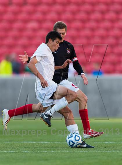 Thumbnail 2 in Orem vs. Bountiful (UHSAA 4A Final) photogallery.