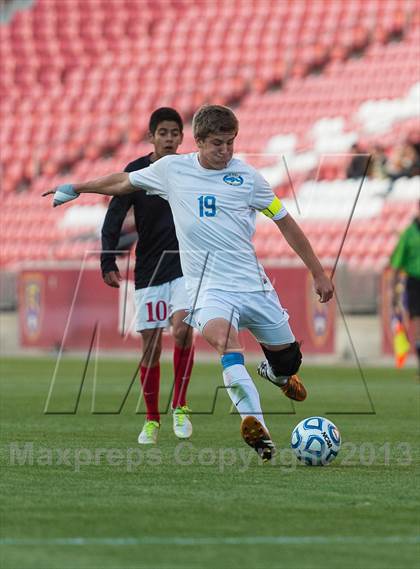 Thumbnail 3 in Orem vs. Bountiful (UHSAA 4A Final) photogallery.