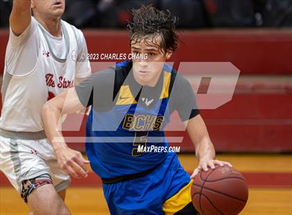 Thumbnail 3 in North vs. Bakersfield Christian (Russ Peterich Viking Tippoff Classic) photogallery.