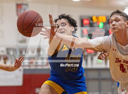 Thumbnail 2 in North vs. Bakersfield Christian (Russ Peterich Viking Tippoff Classic) photogallery.