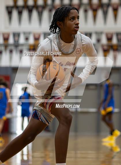 Thumbnail 3 in North vs. Bakersfield Christian (Russ Peterich Viking Tippoff Classic) photogallery.