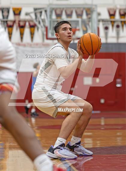 Thumbnail 2 in North vs. Bakersfield Christian (Russ Peterich Viking Tippoff Classic) photogallery.