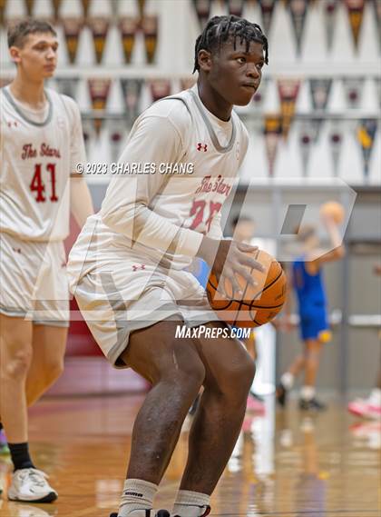 Thumbnail 1 in North vs. Bakersfield Christian (Russ Peterich Viking Tippoff Classic) photogallery.