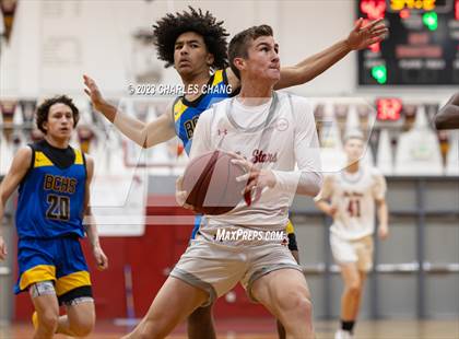 Thumbnail 2 in North vs. Bakersfield Christian (Russ Peterich Viking Tippoff Classic) photogallery.