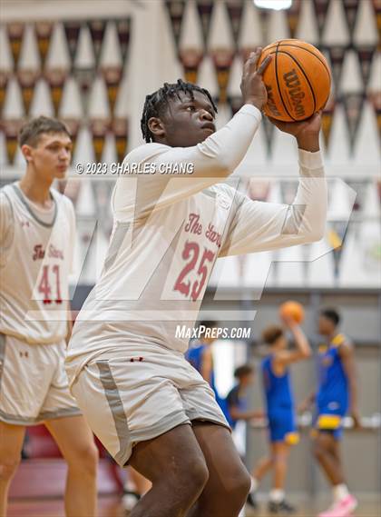 Thumbnail 3 in North vs. Bakersfield Christian (Russ Peterich Viking Tippoff Classic) photogallery.