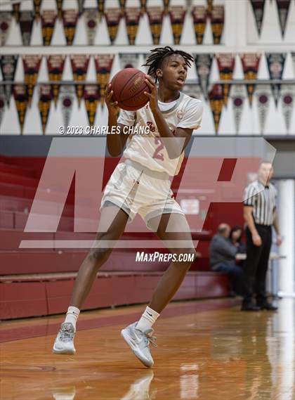 Thumbnail 2 in North vs. Bakersfield Christian (Russ Peterich Viking Tippoff Classic) photogallery.