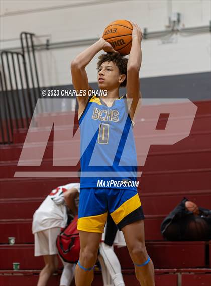 Thumbnail 3 in North vs. Bakersfield Christian (Russ Peterich Viking Tippoff Classic) photogallery.