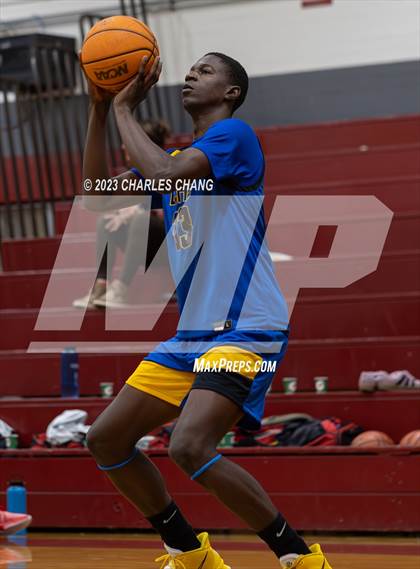 Thumbnail 3 in North vs. Bakersfield Christian (Russ Peterich Viking Tippoff Classic) photogallery.