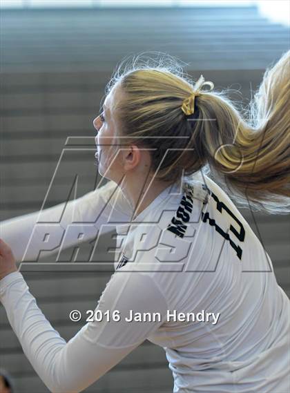 Thumbnail 3 in Archbishop Mitty vs. Walton (Durango Fall Classic) photogallery.