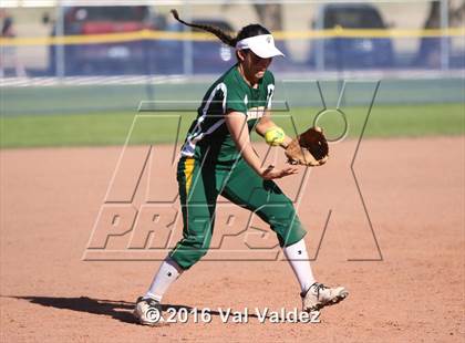 Thumbnail 1 in Pueblo vs. Canyon del Oro photogallery.