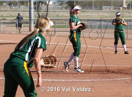 Thumbnail 2 in Pueblo vs. Canyon del Oro photogallery.