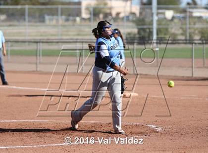 Thumbnail 1 in Pueblo vs. Canyon del Oro photogallery.