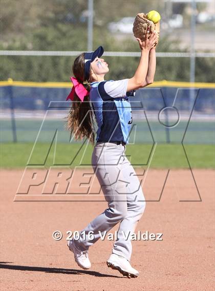 Thumbnail 2 in Pueblo vs. Canyon del Oro photogallery.
